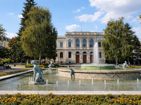 Day Tour to Ruse and Basarbovo Monastery – Lunch Included